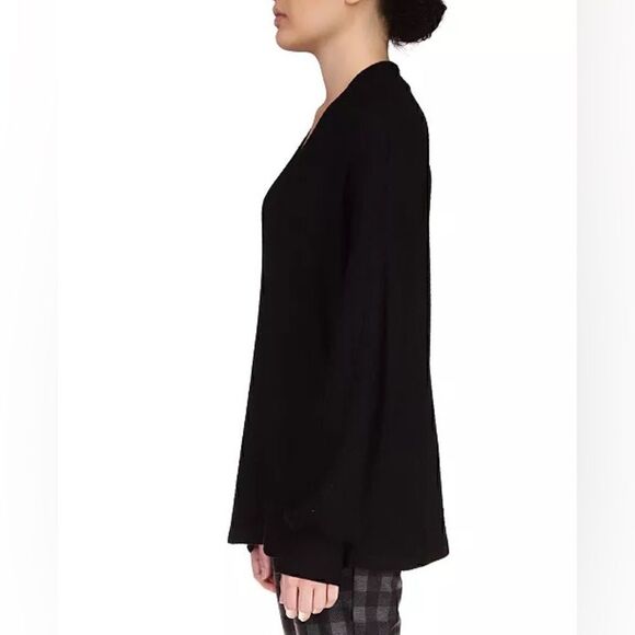 Sanctuary Cozy V- Neck Waffle Knit
Sweater pullover size XXS - Picture 4 of 11